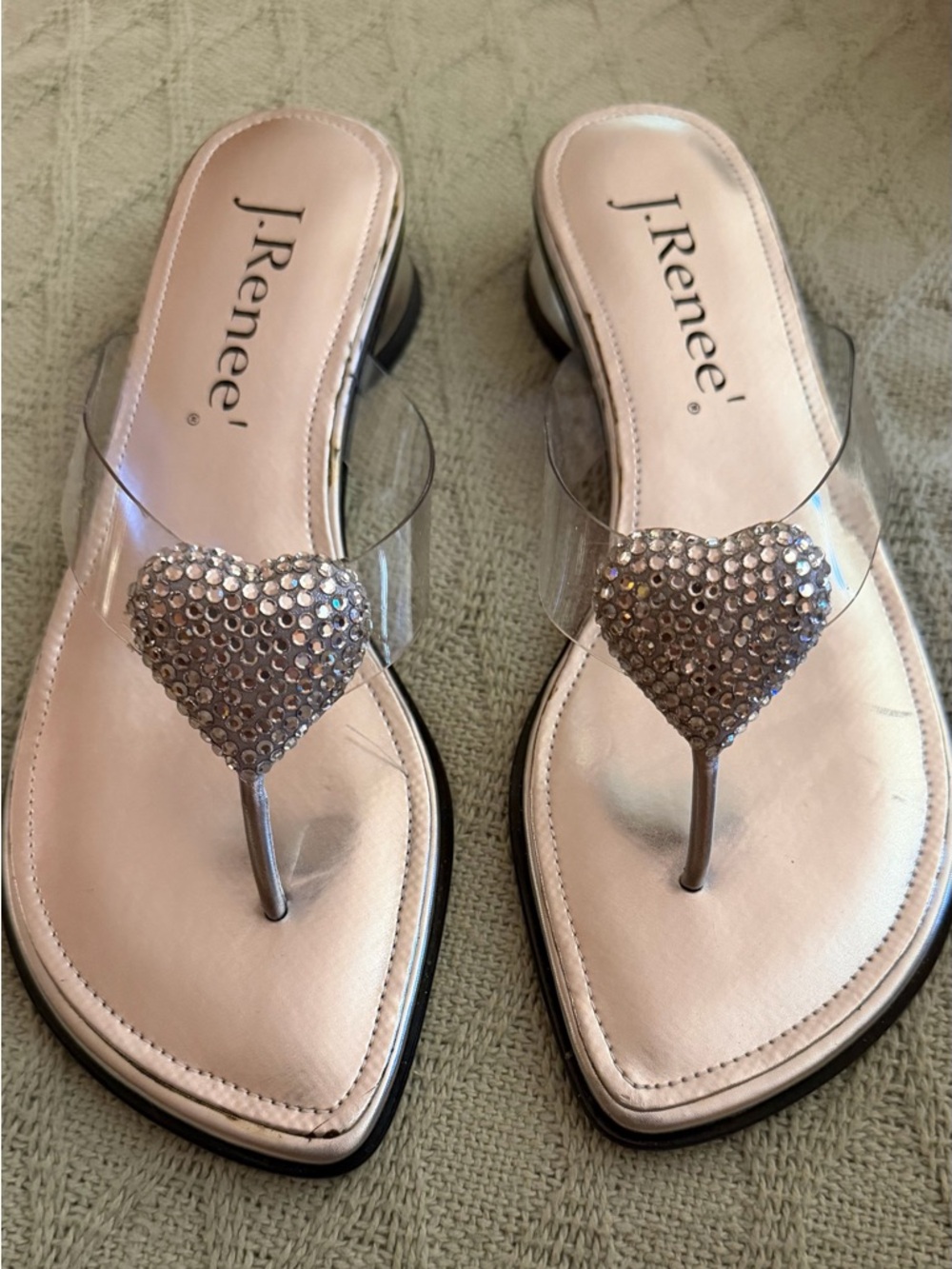 Silver sandals with beautiful Crystal heart 
NEW! Size 7 low heel (No box)